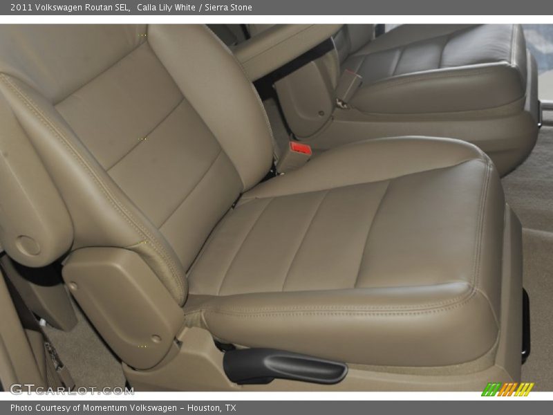 Calla Lily White / Sierra Stone 2011 Volkswagen Routan SEL