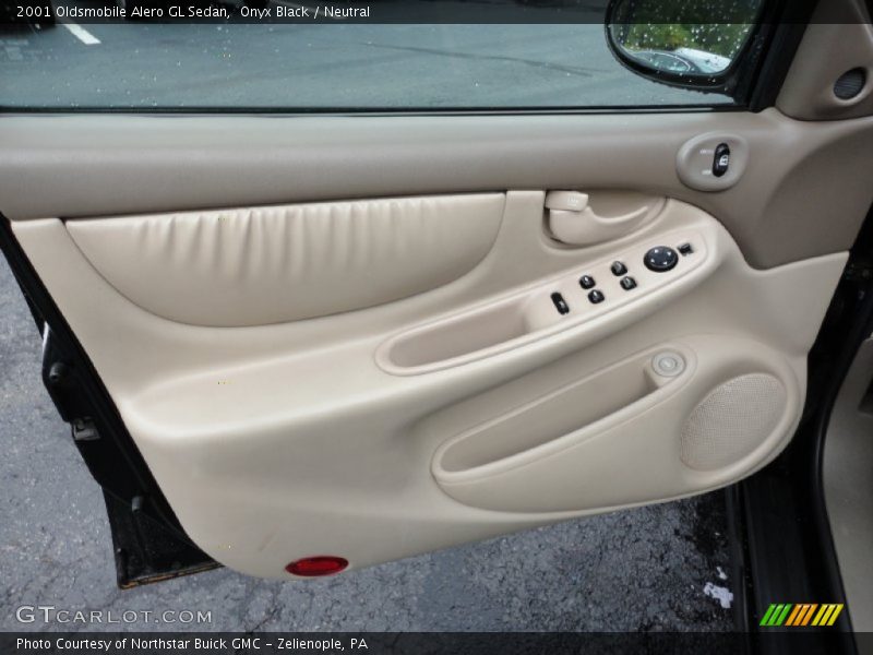Door Panel of 2001 Alero GL Sedan