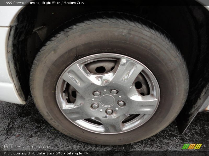 Bright White / Medium Gray 1999 Chevrolet Lumina