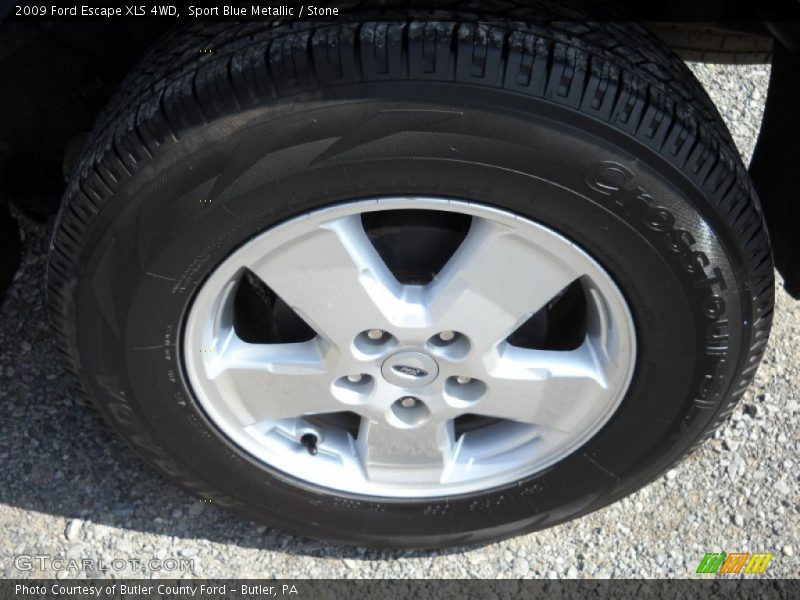  2009 Escape XLS 4WD Wheel