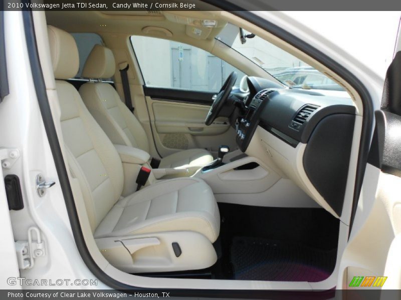 Candy White / Cornsilk Beige 2010 Volkswagen Jetta TDI Sedan