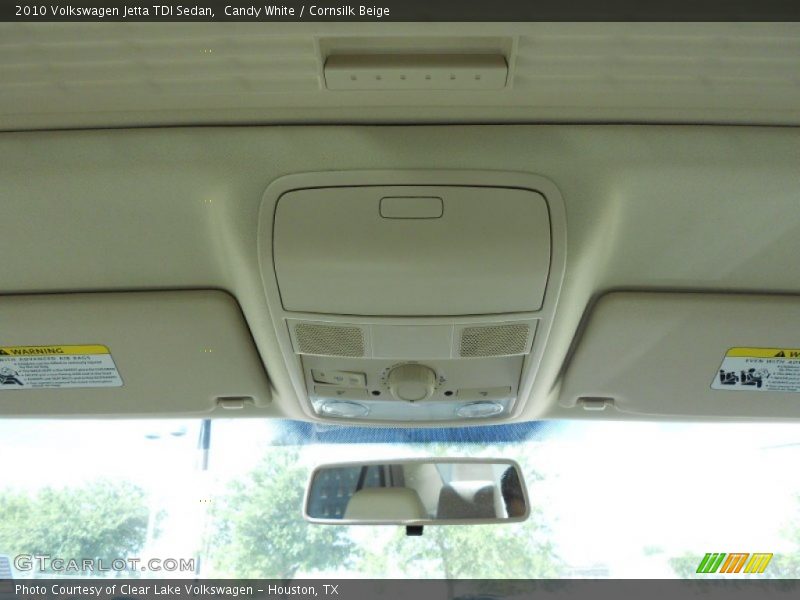 Candy White / Cornsilk Beige 2010 Volkswagen Jetta TDI Sedan