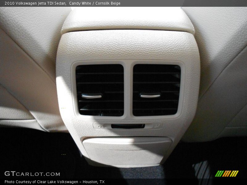 Candy White / Cornsilk Beige 2010 Volkswagen Jetta TDI Sedan