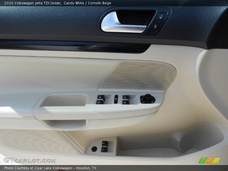 Candy White / Cornsilk Beige 2010 Volkswagen Jetta TDI Sedan