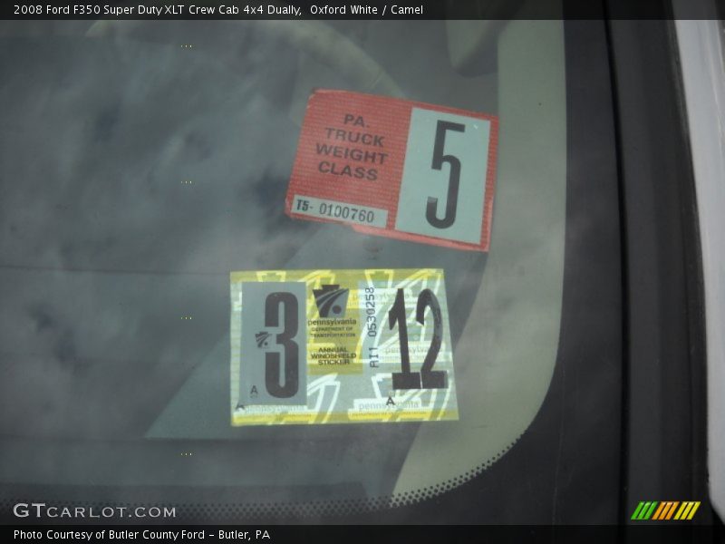 Oxford White / Camel 2008 Ford F350 Super Duty XLT Crew Cab 4x4 Dually