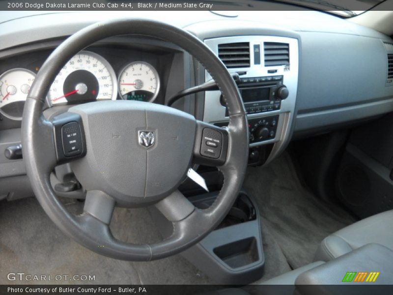 Dashboard of 2006 Dakota Laramie Club Cab 4x4