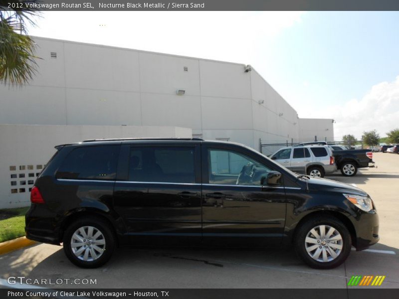 Nocturne Black Metallic / Sierra Sand 2012 Volkswagen Routan SEL