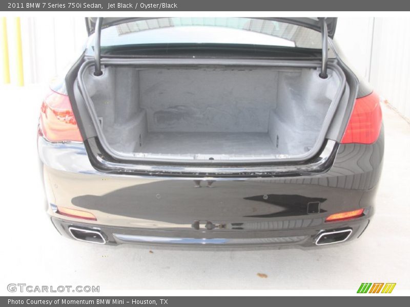 Jet Black / Oyster/Black 2011 BMW 7 Series 750i Sedan