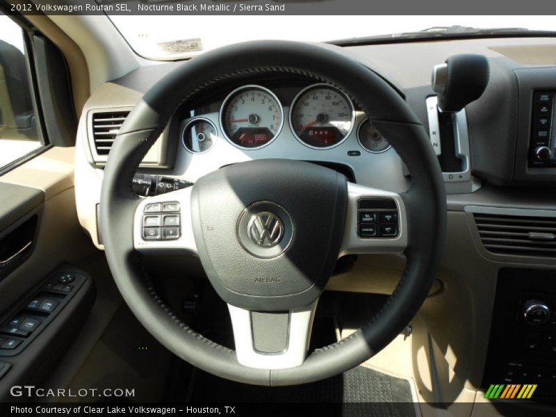 Nocturne Black Metallic / Sierra Sand 2012 Volkswagen Routan SEL