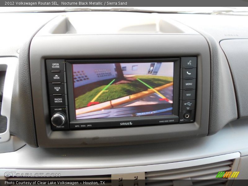Nocturne Black Metallic / Sierra Sand 2012 Volkswagen Routan SEL