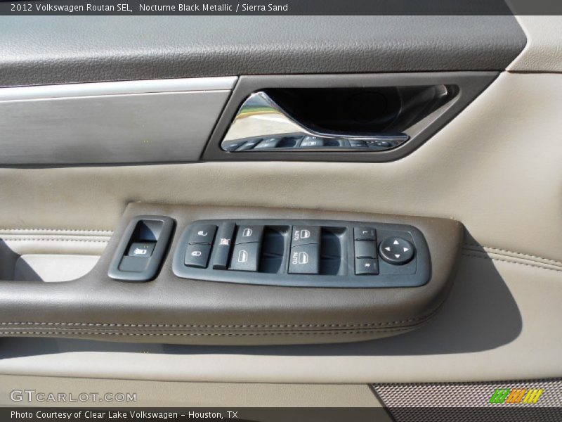 Nocturne Black Metallic / Sierra Sand 2012 Volkswagen Routan SEL