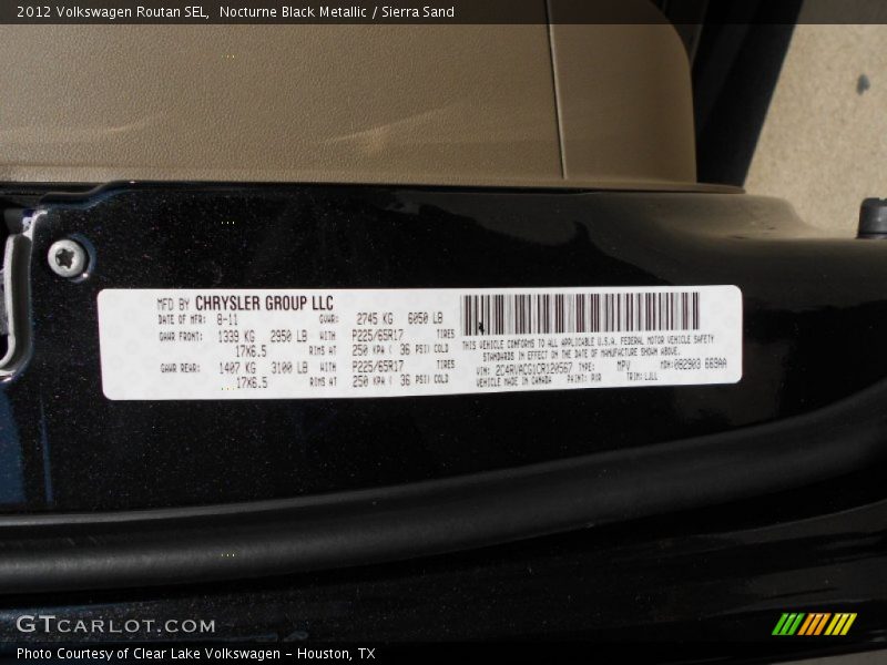 Nocturne Black Metallic / Sierra Sand 2012 Volkswagen Routan SEL