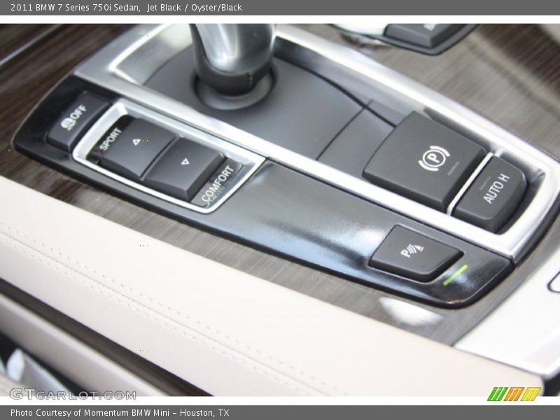 Jet Black / Oyster/Black 2011 BMW 7 Series 750i Sedan