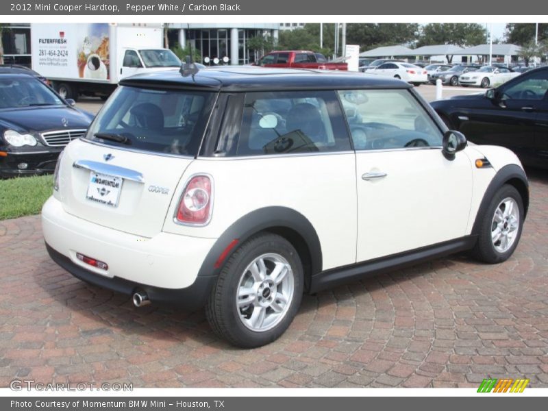 Pepper White / Carbon Black 2012 Mini Cooper Hardtop