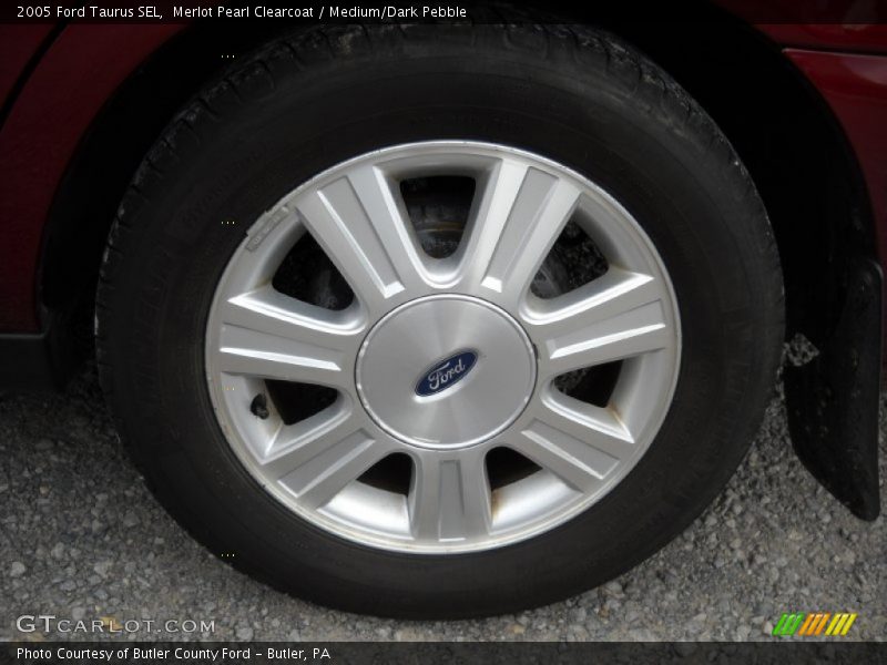  2005 Taurus SEL Wheel