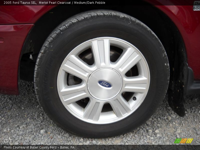 Merlot Pearl Clearcoat / Medium/Dark Pebble 2005 Ford Taurus SEL