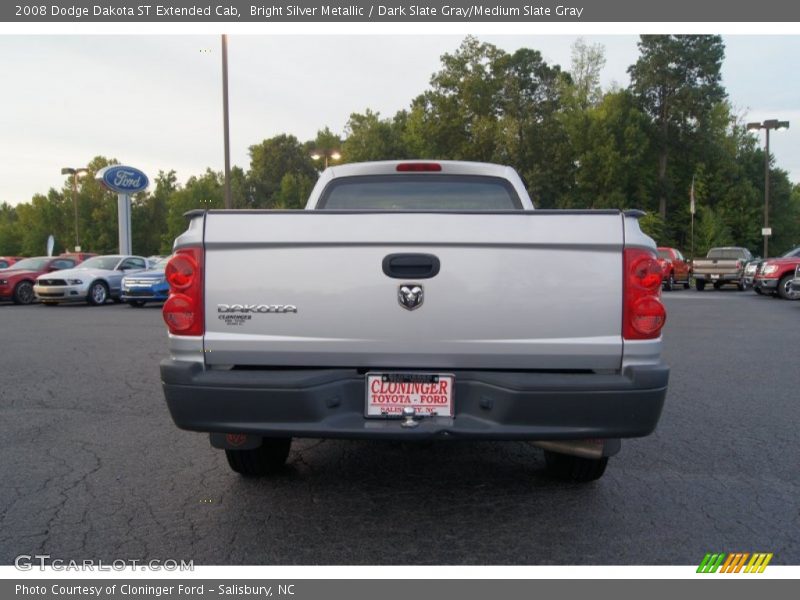 Bright Silver Metallic / Dark Slate Gray/Medium Slate Gray 2008 Dodge Dakota ST Extended Cab
