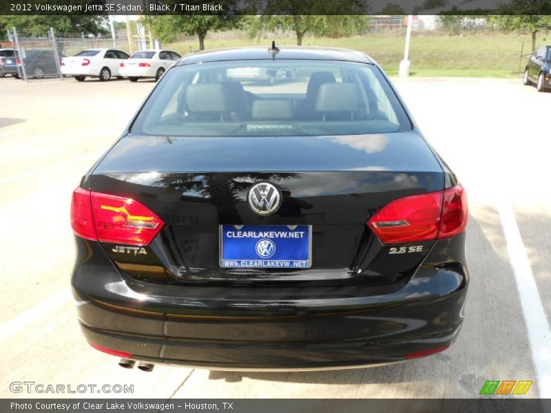 Black / Titan Black 2012 Volkswagen Jetta SE Sedan