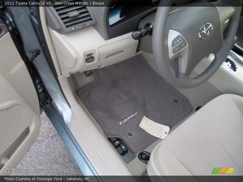 Aloe Green Metallic / Bisque 2011 Toyota Camry LE V6