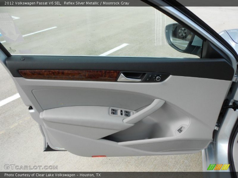 Door Panel of 2012 Passat V6 SEL