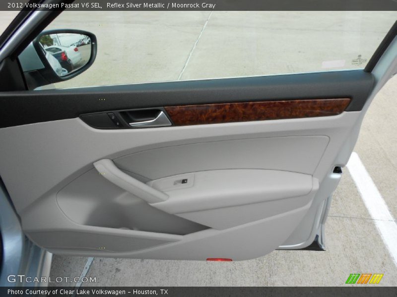 Door Panel of 2012 Passat V6 SEL