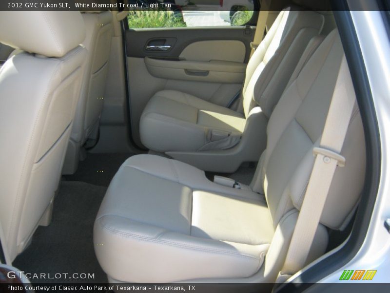 White Diamond Tricoat / Light Tan 2012 GMC Yukon SLT