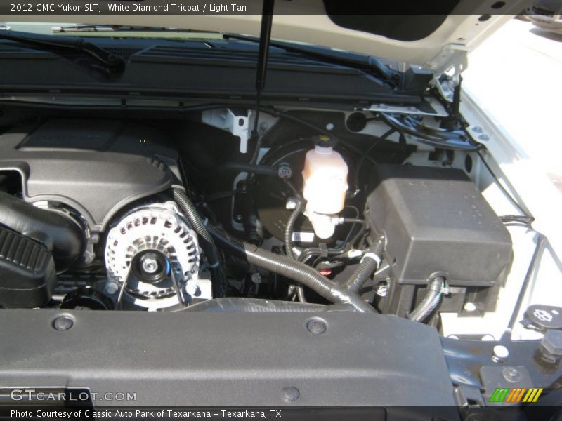 White Diamond Tricoat / Light Tan 2012 GMC Yukon SLT