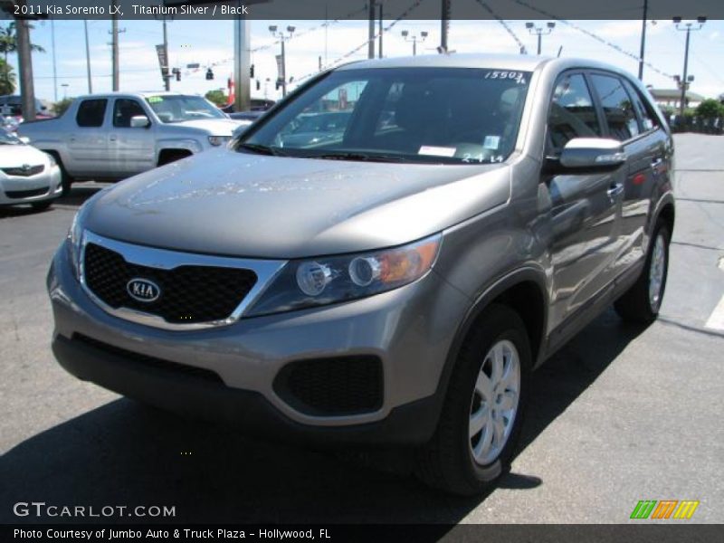 Titanium Silver / Black 2011 Kia Sorento LX
