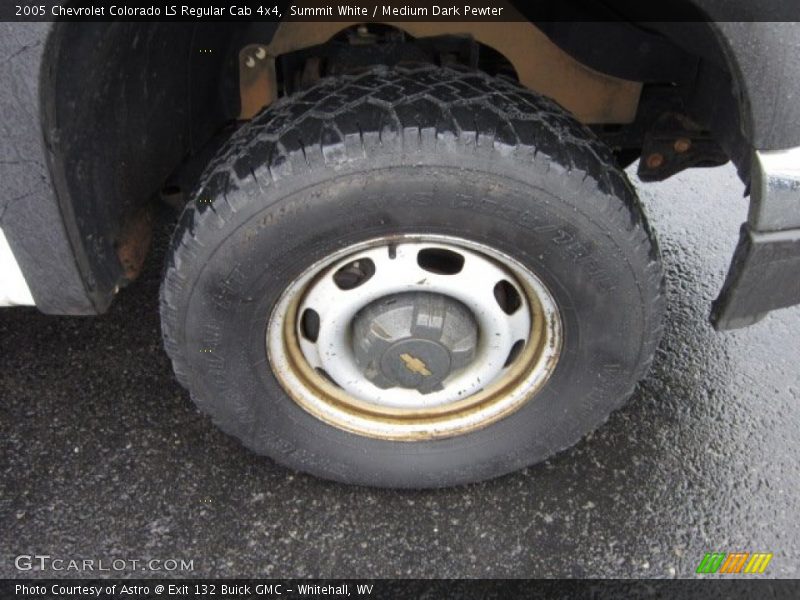 Summit White / Medium Dark Pewter 2005 Chevrolet Colorado LS Regular Cab 4x4