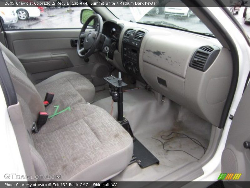 Summit White / Medium Dark Pewter 2005 Chevrolet Colorado LS Regular Cab 4x4