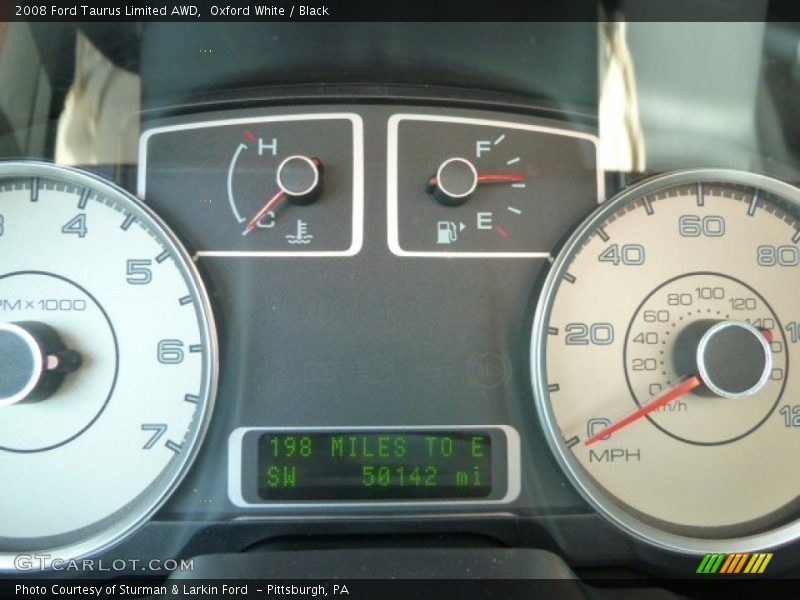 Oxford White / Black 2008 Ford Taurus Limited AWD