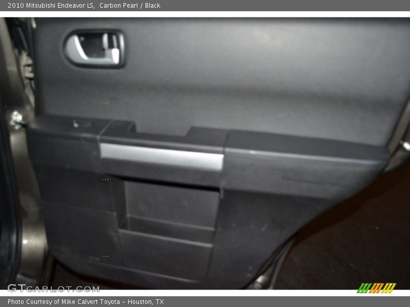 Carbon Pearl / Black 2010 Mitsubishi Endeavor LS