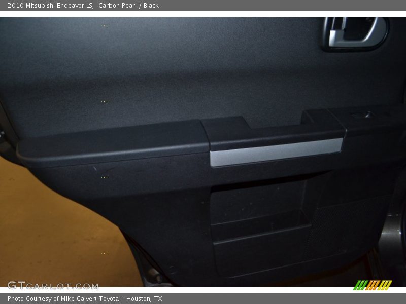 Carbon Pearl / Black 2010 Mitsubishi Endeavor LS