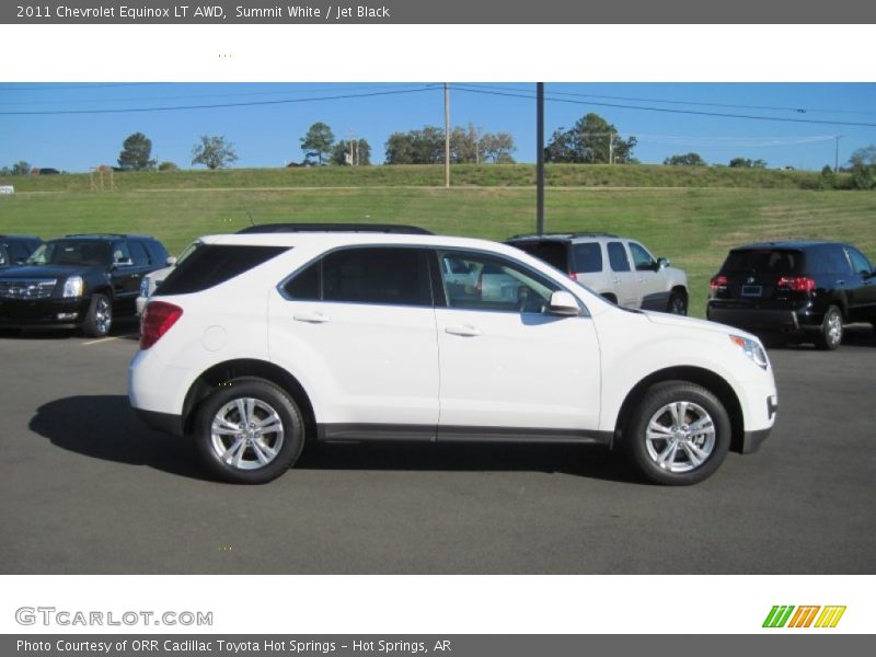 Summit White / Jet Black 2011 Chevrolet Equinox LT AWD