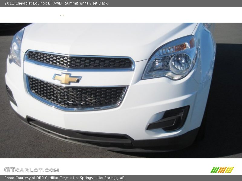 Summit White / Jet Black 2011 Chevrolet Equinox LT AWD