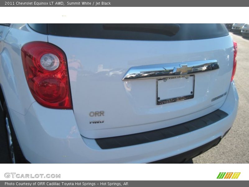 Summit White / Jet Black 2011 Chevrolet Equinox LT AWD