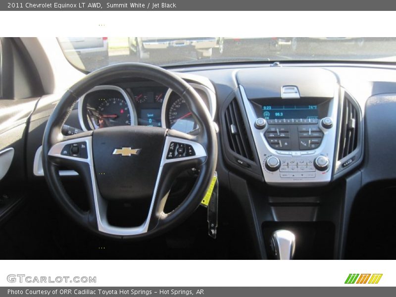 Summit White / Jet Black 2011 Chevrolet Equinox LT AWD