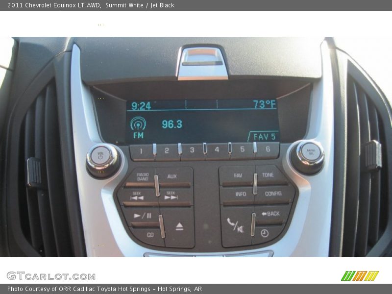 Summit White / Jet Black 2011 Chevrolet Equinox LT AWD