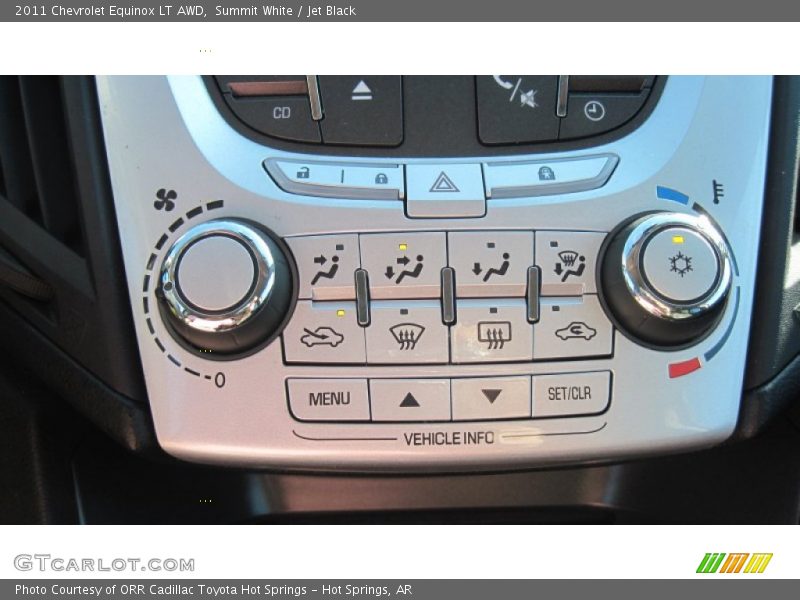 Summit White / Jet Black 2011 Chevrolet Equinox LT AWD