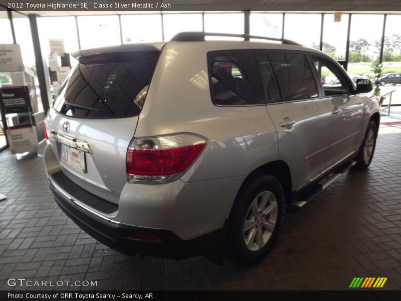 Classic Silver Metallic / Ash 2012 Toyota Highlander SE