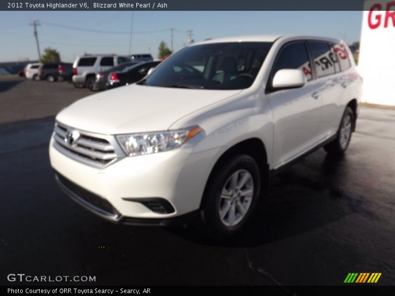 Blizzard White Pearl / Ash 2012 Toyota Highlander V6