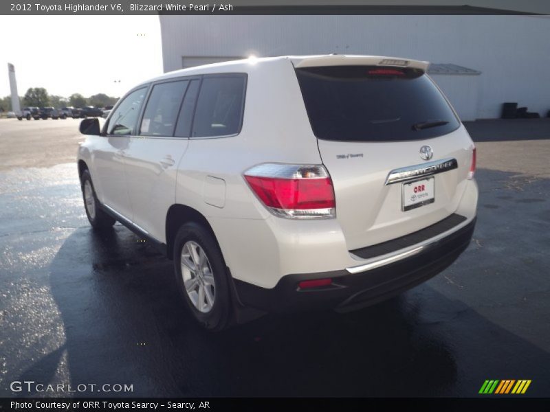 Blizzard White Pearl / Ash 2012 Toyota Highlander V6