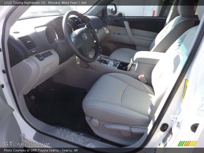 Blizzard White Pearl / Ash 2012 Toyota Highlander V6