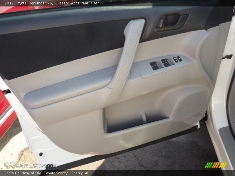 Blizzard White Pearl / Ash 2012 Toyota Highlander V6