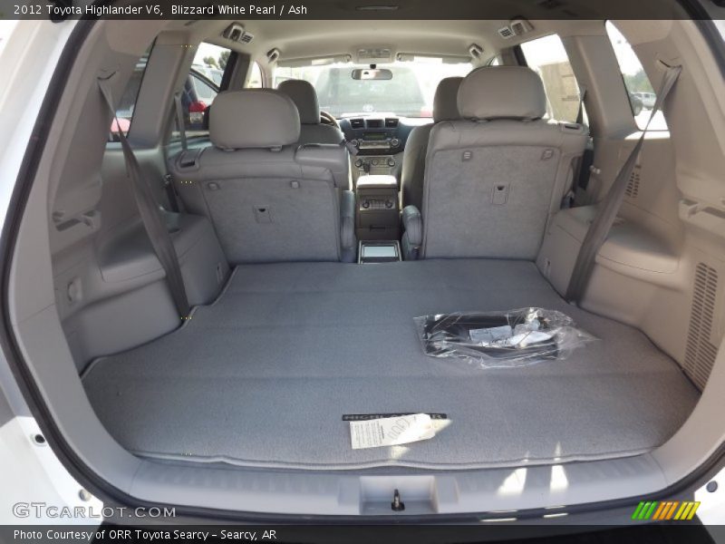Blizzard White Pearl / Ash 2012 Toyota Highlander V6