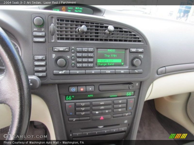 Controls of 2004 9-3 Arc Sedan