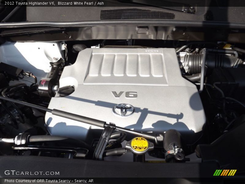 Blizzard White Pearl / Ash 2012 Toyota Highlander V6