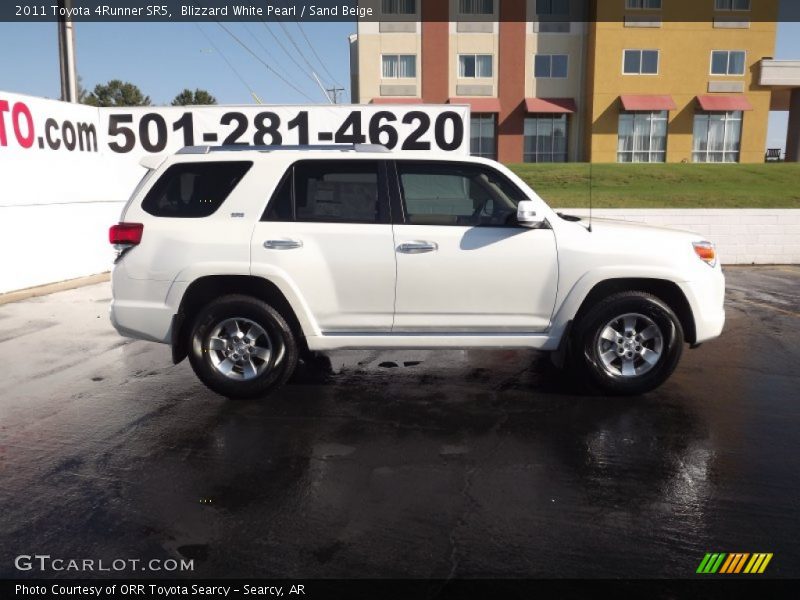 Blizzard White Pearl / Sand Beige 2011 Toyota 4Runner SR5