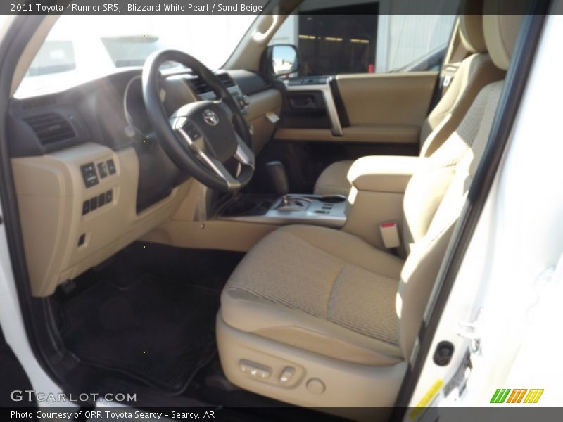 Blizzard White Pearl / Sand Beige 2011 Toyota 4Runner SR5