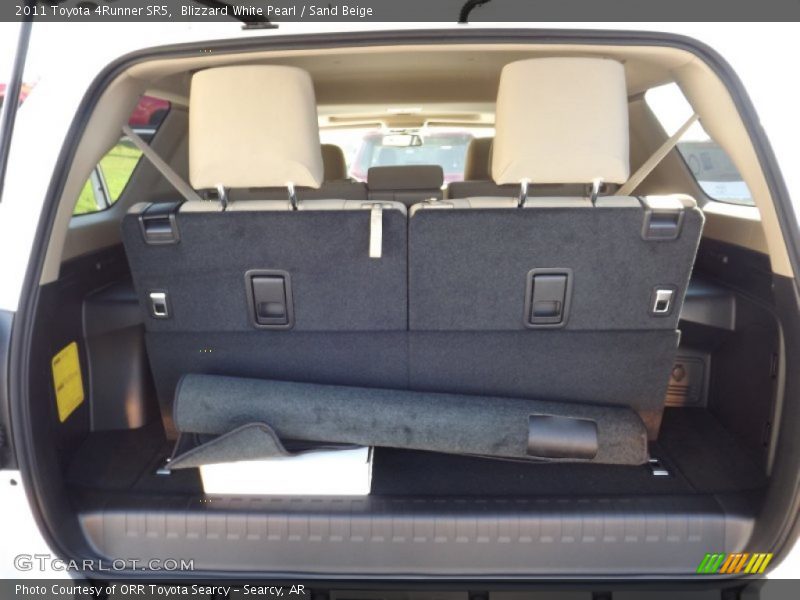 Blizzard White Pearl / Sand Beige 2011 Toyota 4Runner SR5